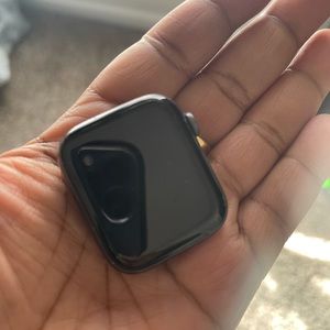 Apple iwatch 5 series ( 44mm )